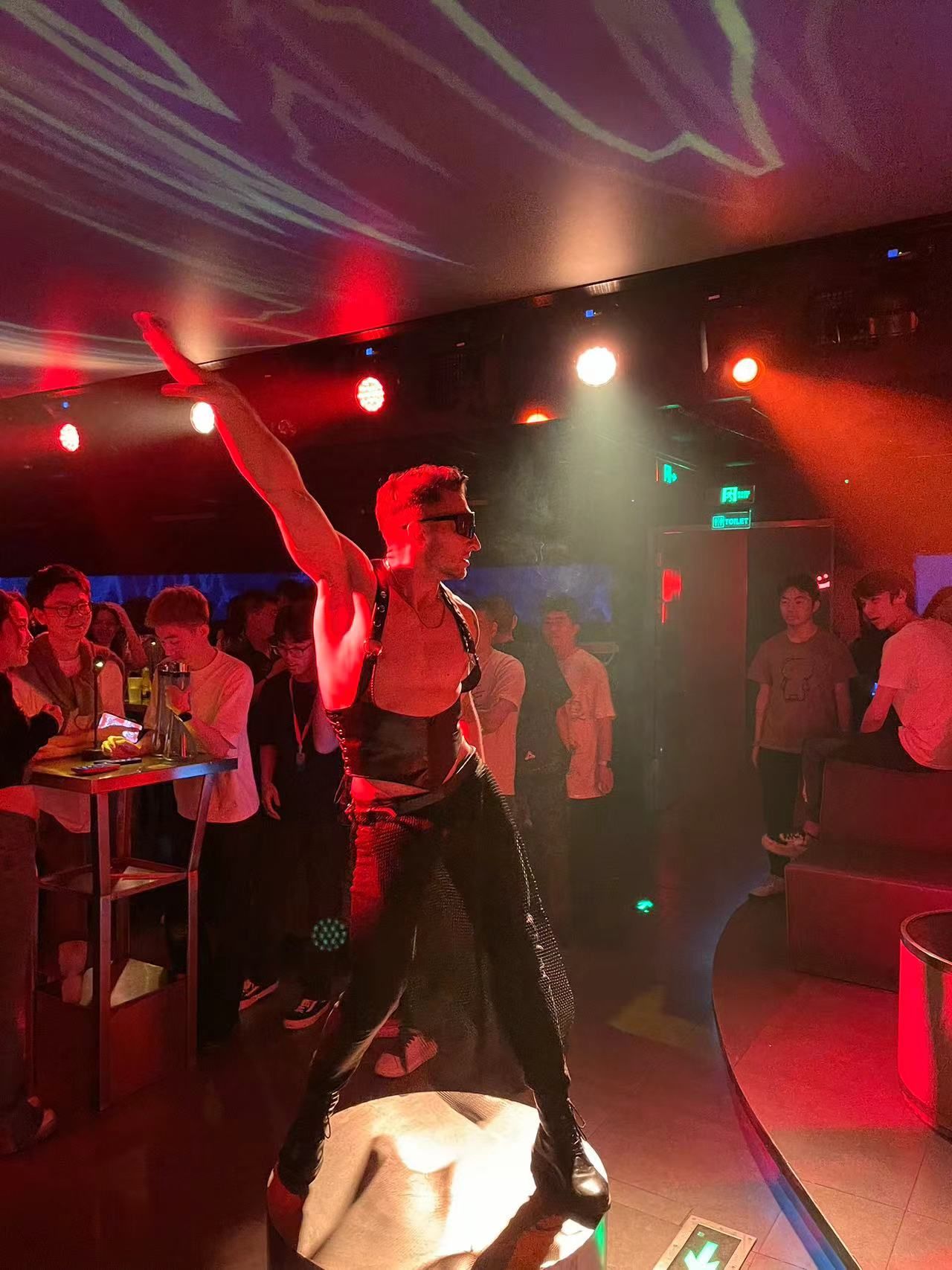 哈尔滨商务ktv及其商务ktv什么意思解析-道外区ktv预定